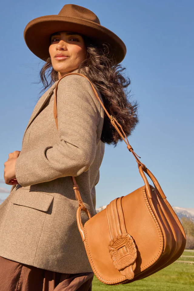 Hobo Kiva Large Crossbody - Harvest Wheat
