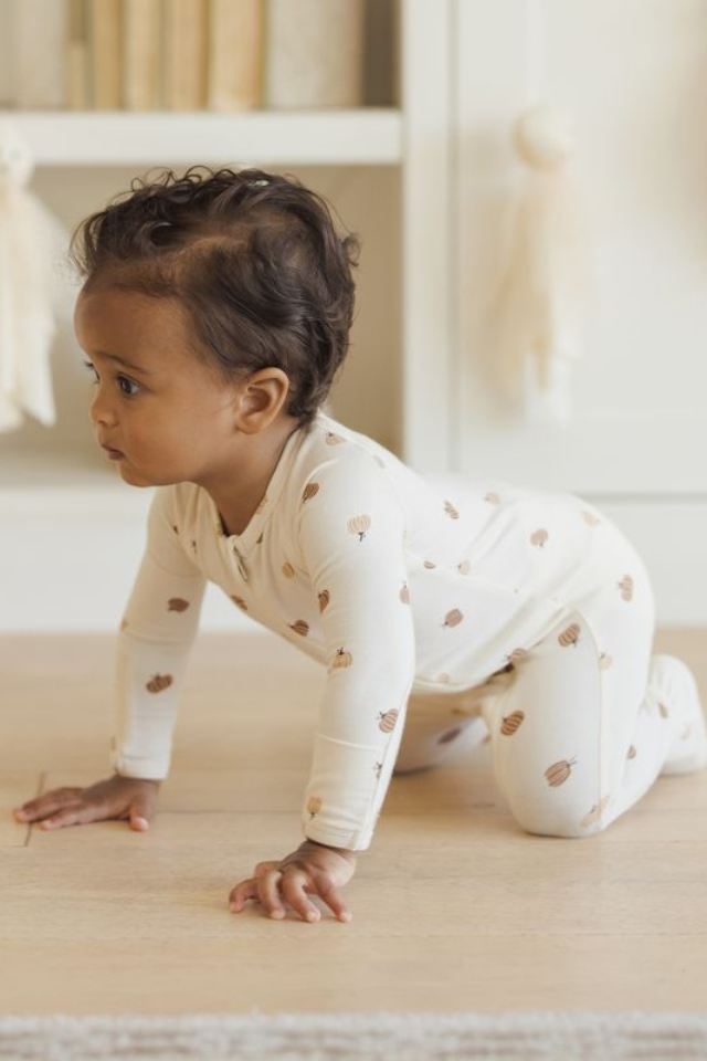 Quincy Mae Bamboo Zip Footie - Pumpkins