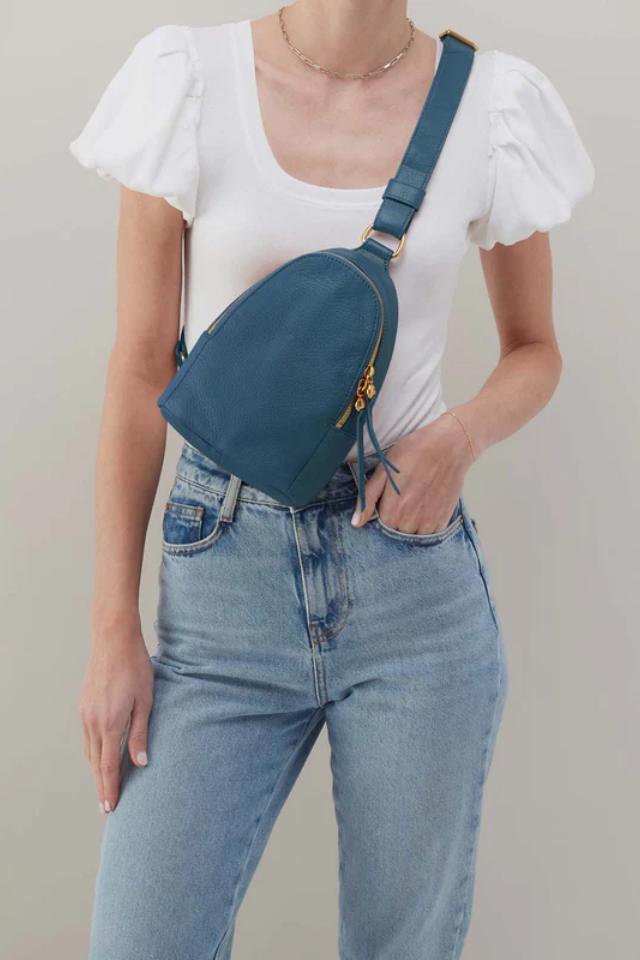 Hobo Fern Sling - Peacock Feather