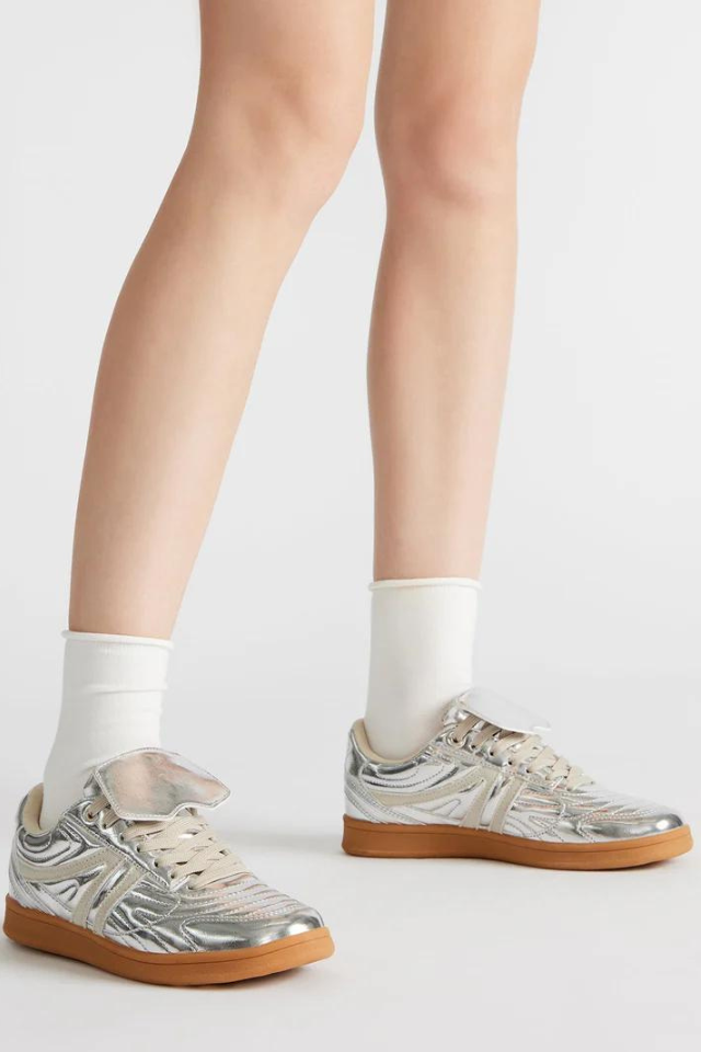 ★Steve Madden★ベスト商品★MADRID SILVER★スニーカー Steve Madden Madrid - Silver – Seaside Shoes & Swim