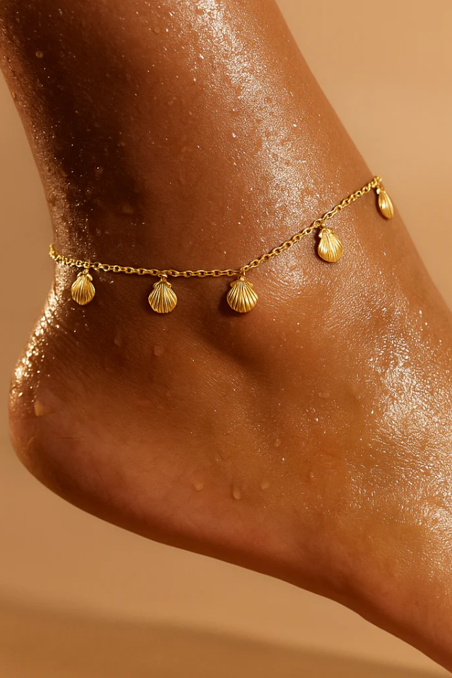Ellie Vail Regina Shell Anklet - Gold