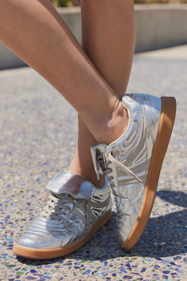 ★Steve Madden★ベスト商品★MADRID SILVER★スニーカー Steve Madden Madrid - Silver – Seaside Shoes & Swim