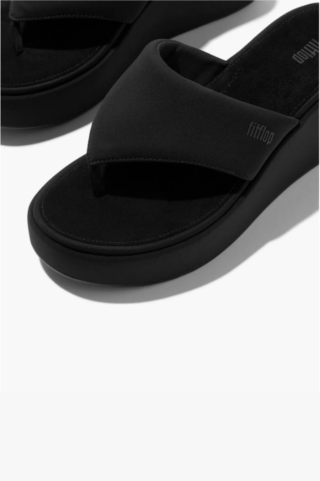 Fit Flop Platforms Wedge Toe-post Sandal - All Black