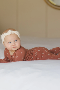 Quincy Mae Bamboo Zip Footie - Candy Canes