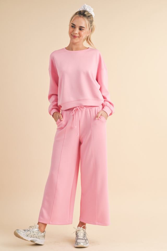 Wishlist Scuba Relaxed Crop Sweatshirt - Hibiscus