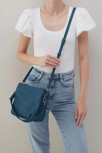 Hobo Starr Convertible Shoulder - Peacock Feather