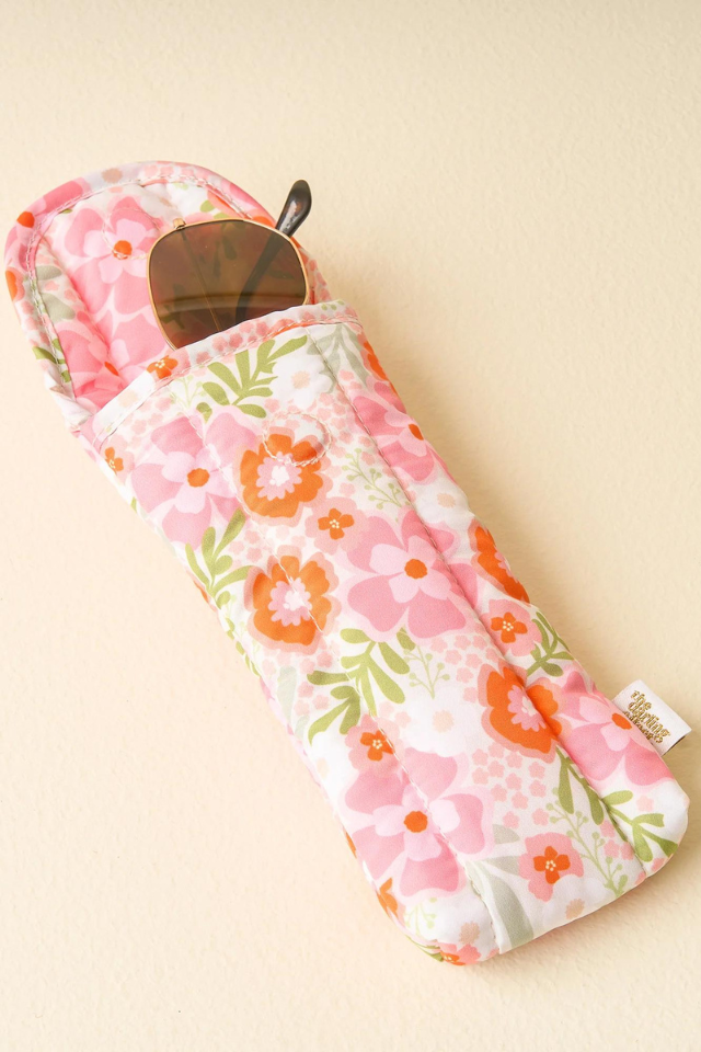 Darling Effect Sunglasses Case