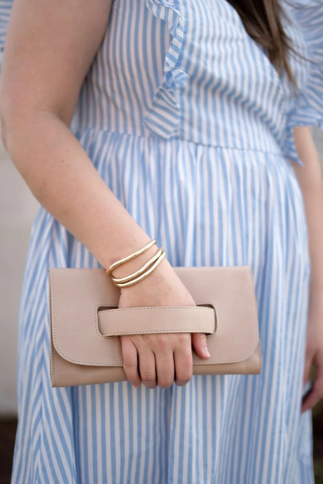 ABLE Mare Handle Clutch - Sand