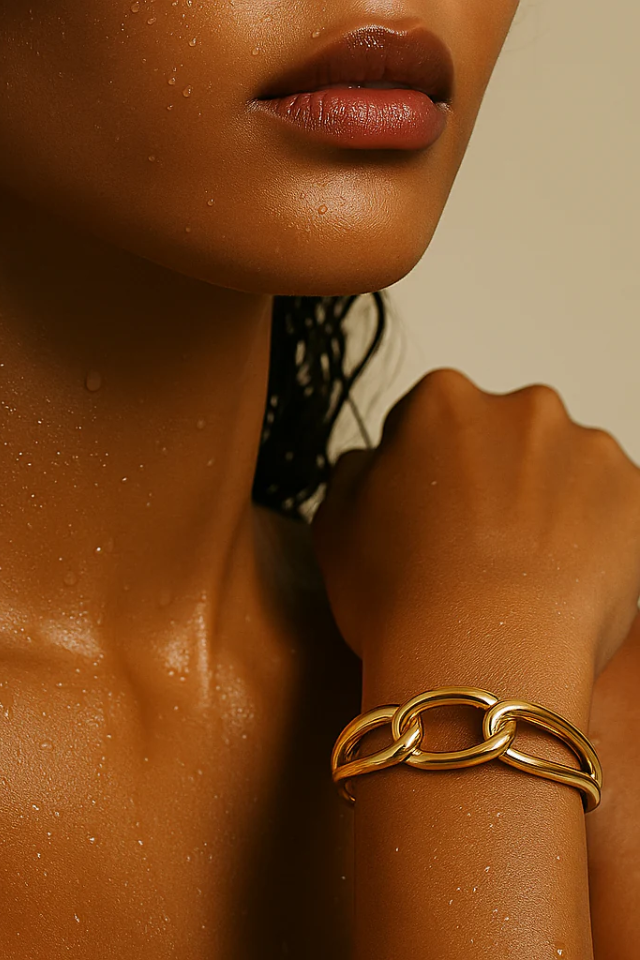 Ellie Vail Isidora Knotted Cuff Bracelet - Gold