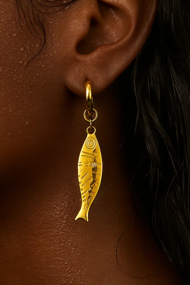 Ellie Vail Dayna Huggie Fish Earring - Gold