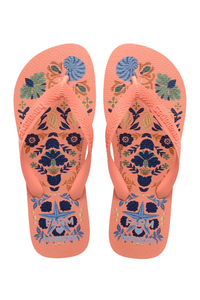 Havaianas Farm Rio Seashell Tapestry Flip Flops - Peach Rose