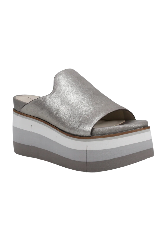 Naked Feet Flow Slide - Silver