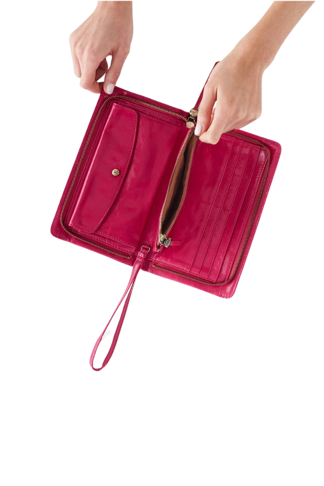 HOBO Evolve Wristlet - Fuchsia